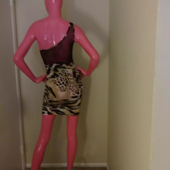 Trac Drees One Shoulder - Picture 2 of 5